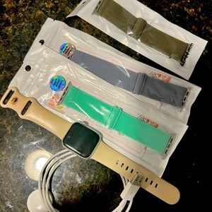 Apple Watch series SE 40mm. Used, good condition.